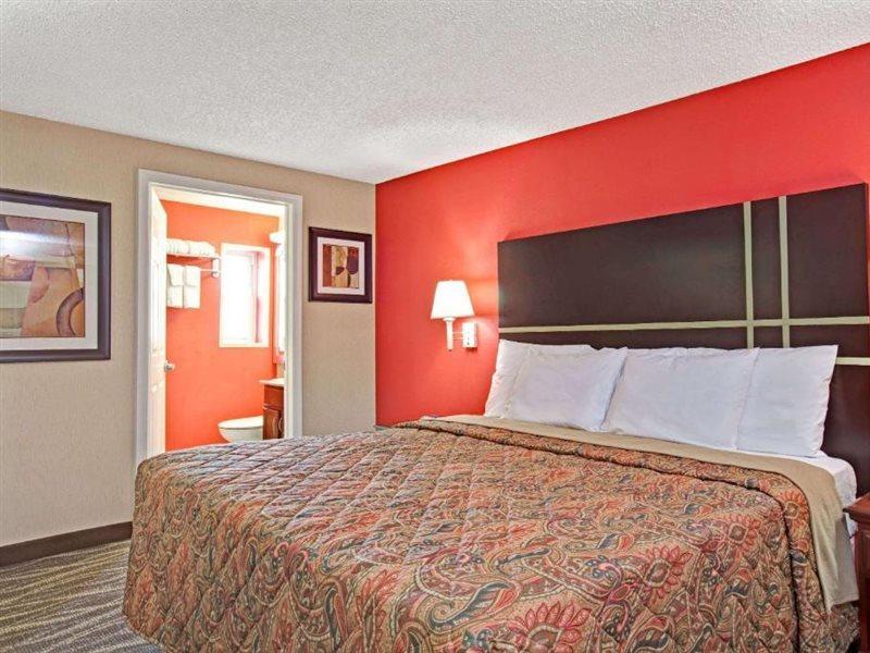 Days Inn By Wyndham Ridgefield Nj Bagian luar foto